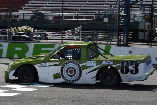 83 Mikie Vaughn